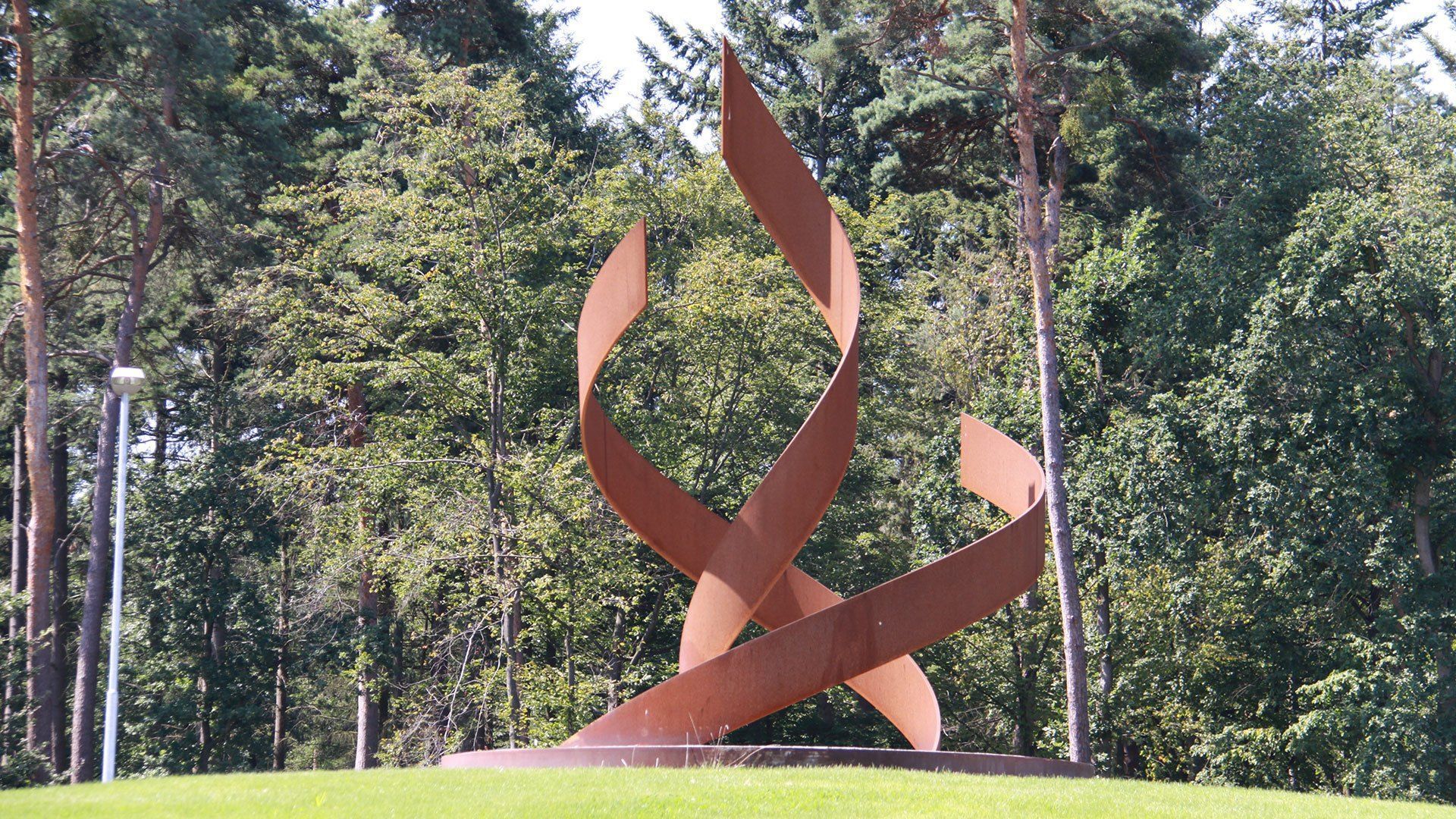 Kunstwerk aufstrebende Stadt